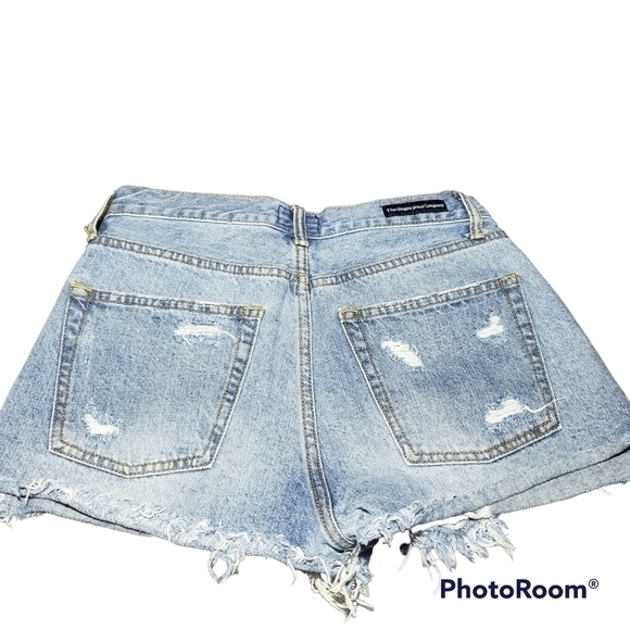 𝅺Umgee distressed cut‎ off shorts Size 28 - Picture 2 of 4